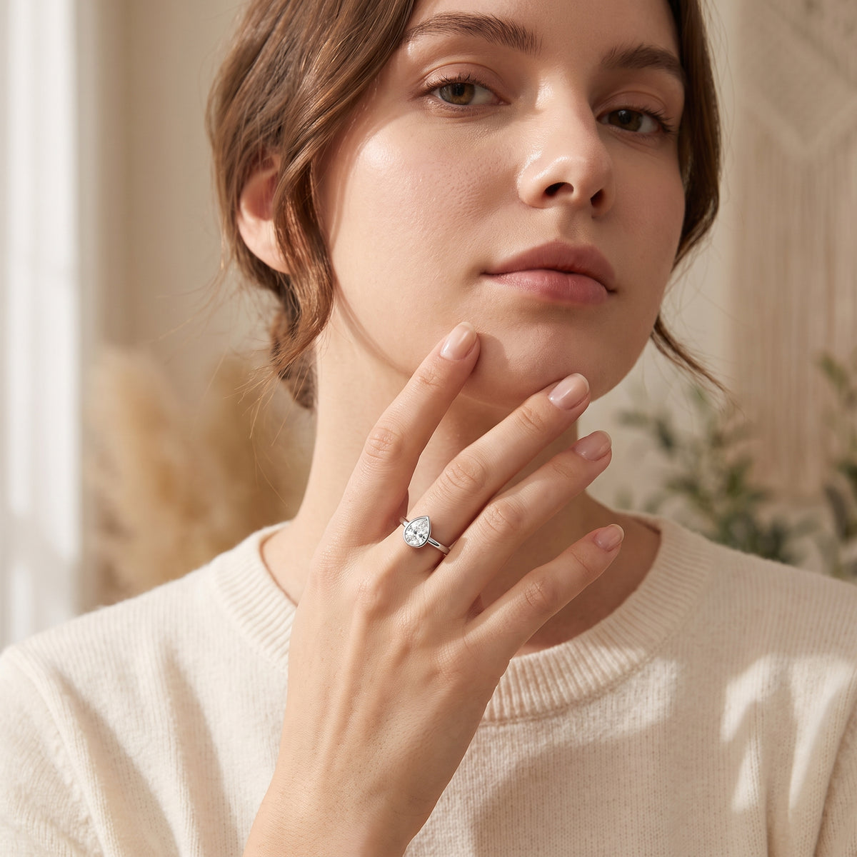 Goccetta Pear-Cut Moissanite Solitaire Ring