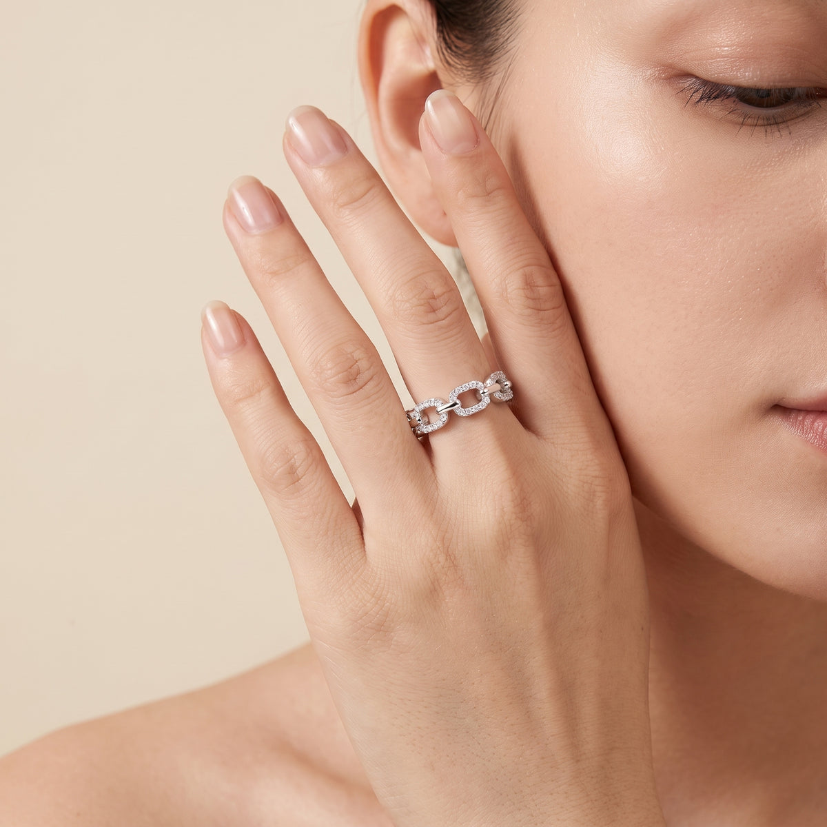 Chainlove Moissanite Eternity Ring
