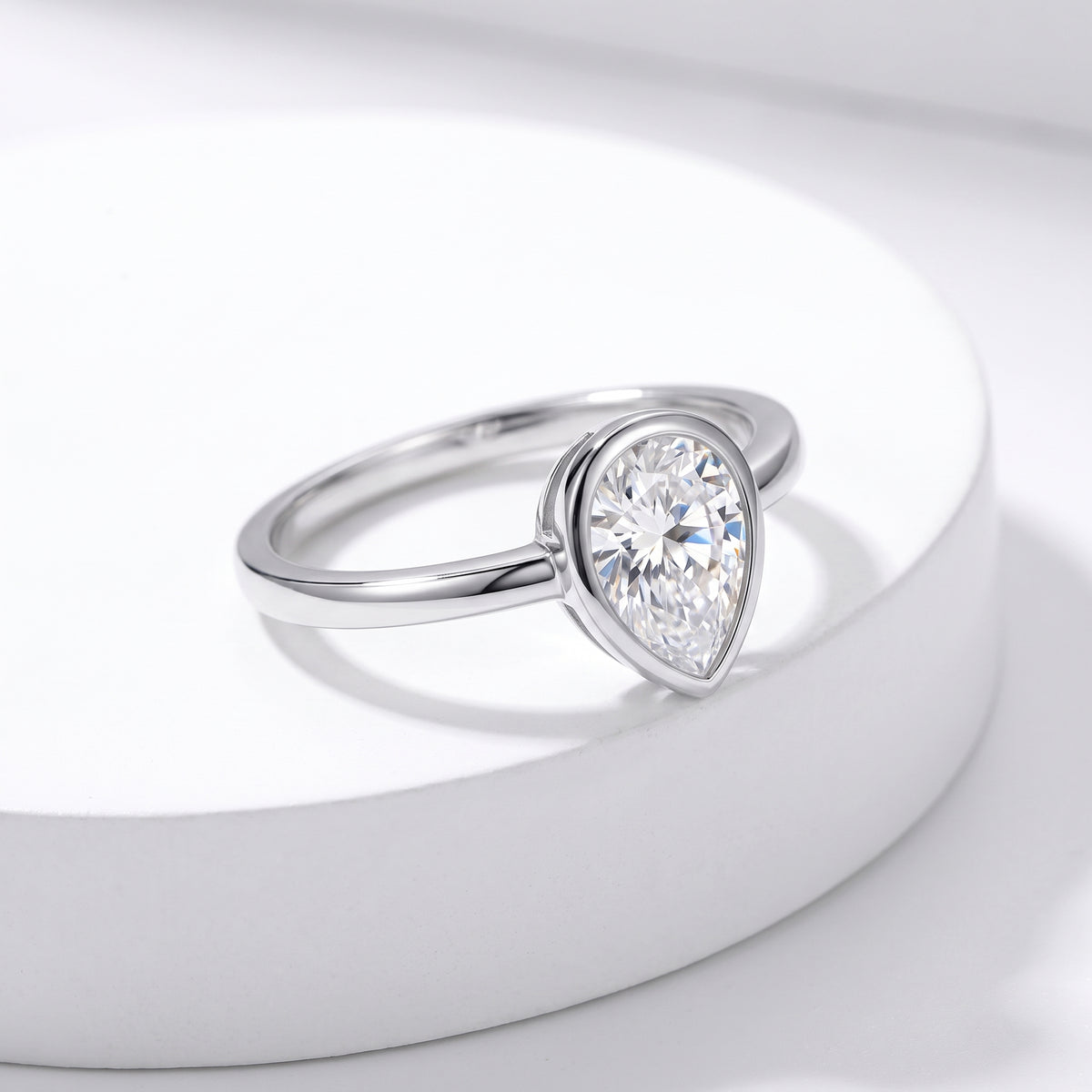 Goccetta Pear-Cut Moissanite Solitaire Ring