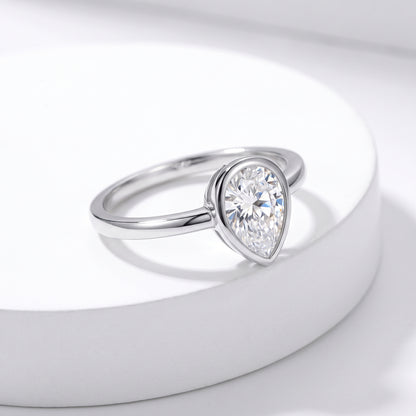 Goccetta Pear-Cut Moissanite Solitaire Ring