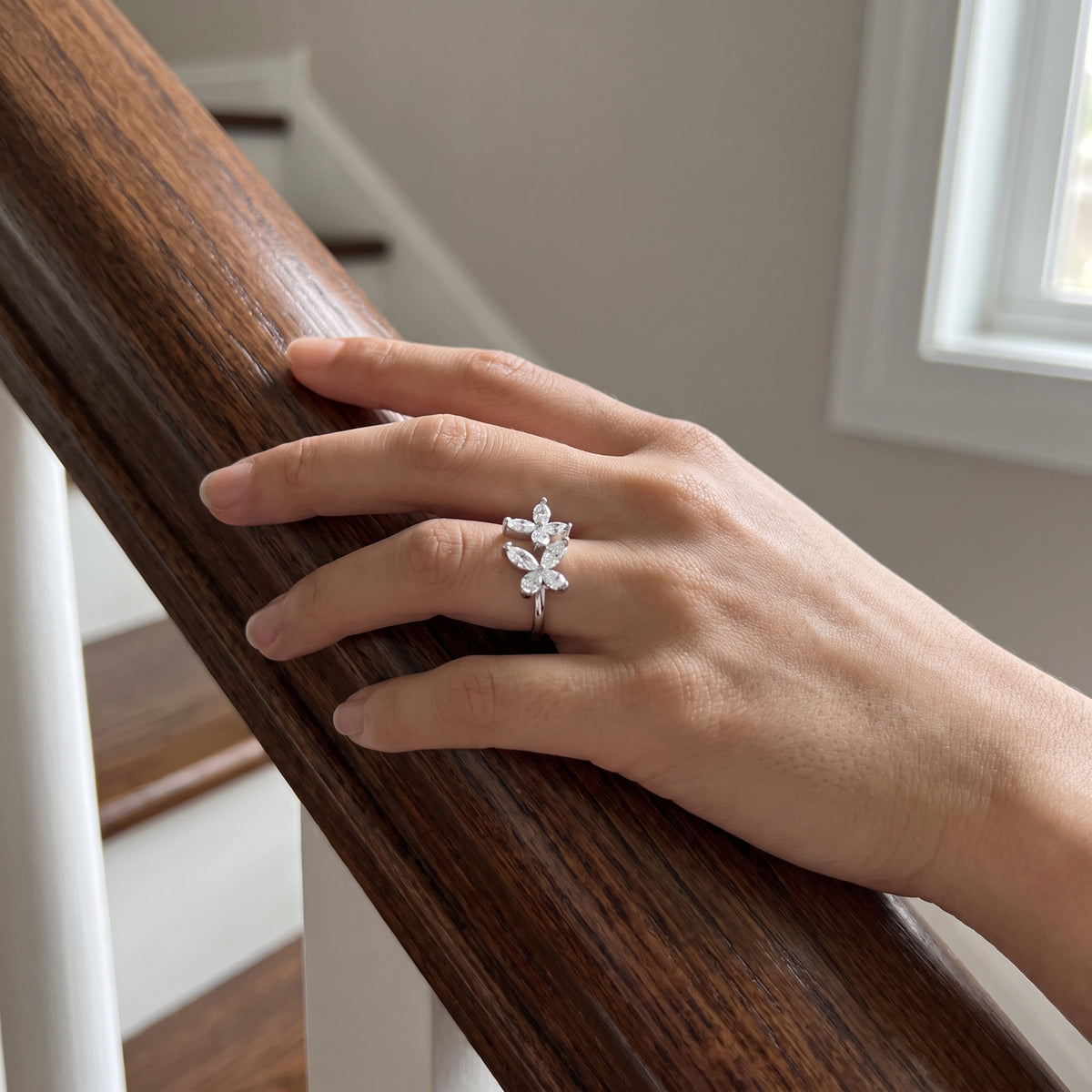 Close-up of Aliflor moissanite bloom ring