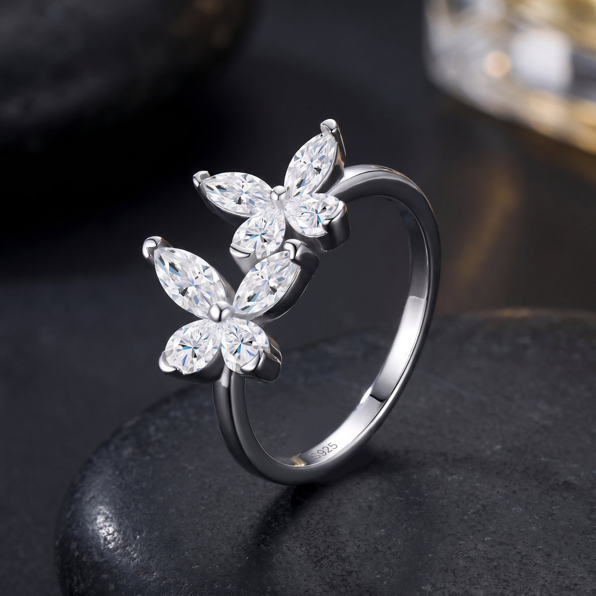 Aliflor moissanite bloom ring front view