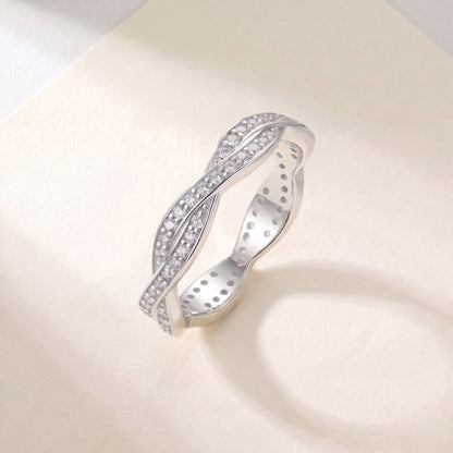 Dreamy Moissanite Band Ring