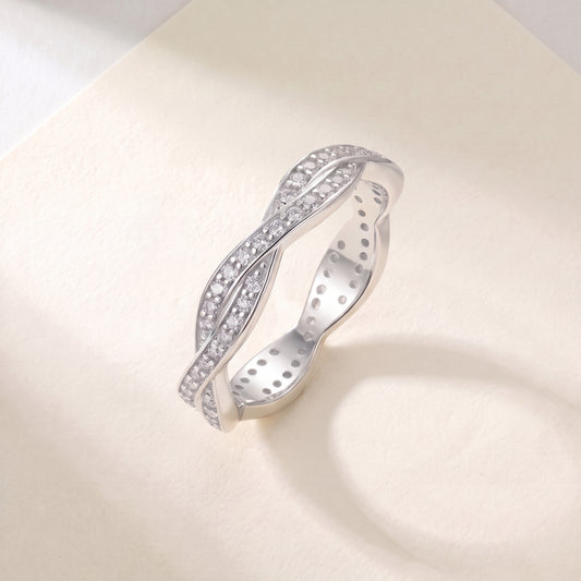 Dreamy Moissanite Band Ring