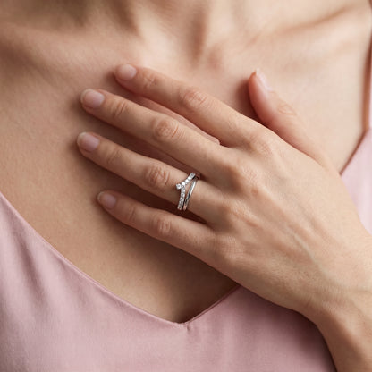 Rush Moissanite Band Ring
