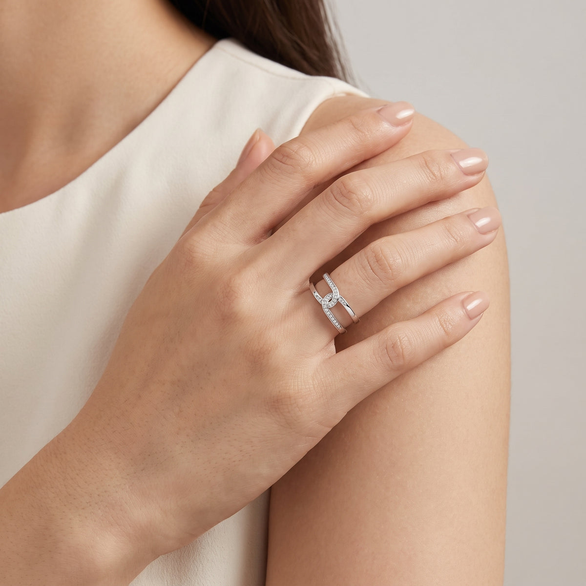 Legati Moissanite Band Ring
